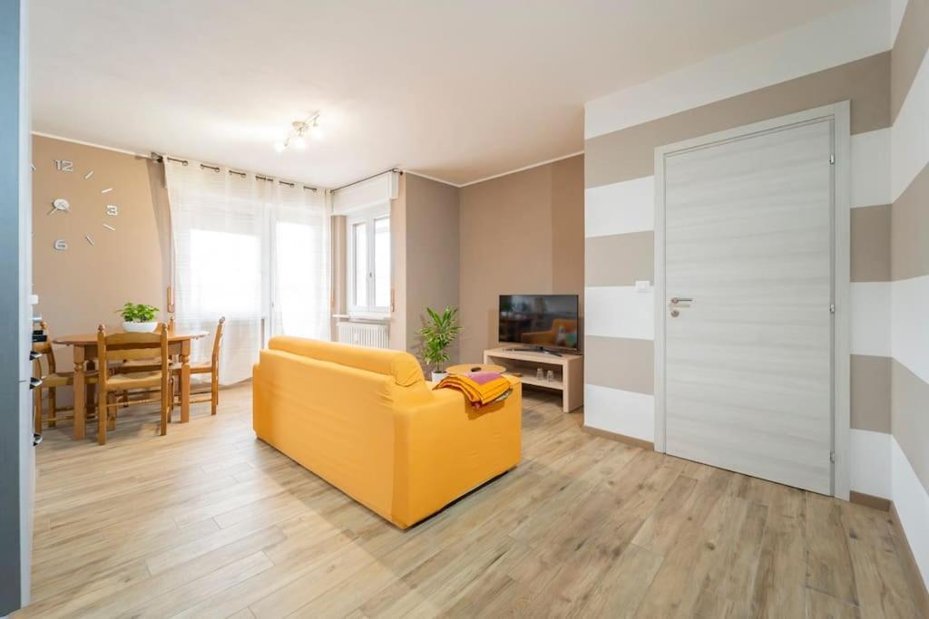 Bella Borgo Lägenhet Borgo San Dalmazzo Exteriör bild