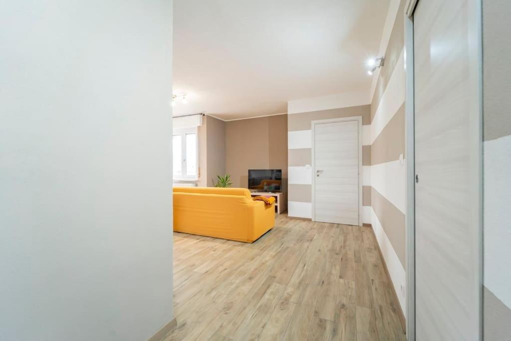 Bella Borgo Lägenhet Borgo San Dalmazzo Exteriör bild
