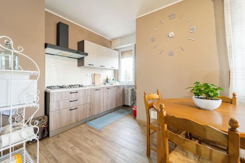 Bella Borgo Lägenhet Borgo San Dalmazzo Exteriör bild